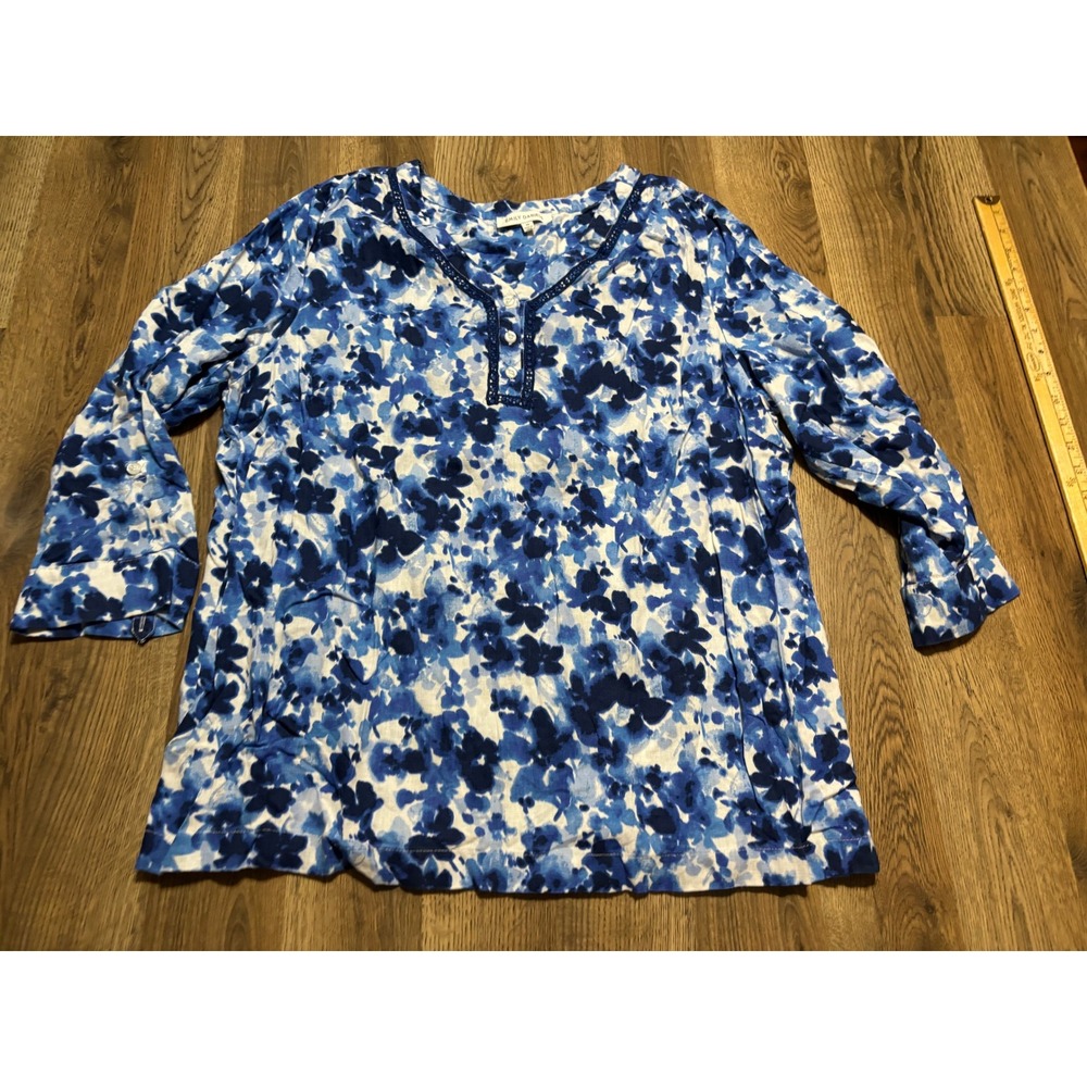 Emily Daniels Shirt Womens 1X Blue Floral Linen Blend Henley 3/4 Sleeve Blouse